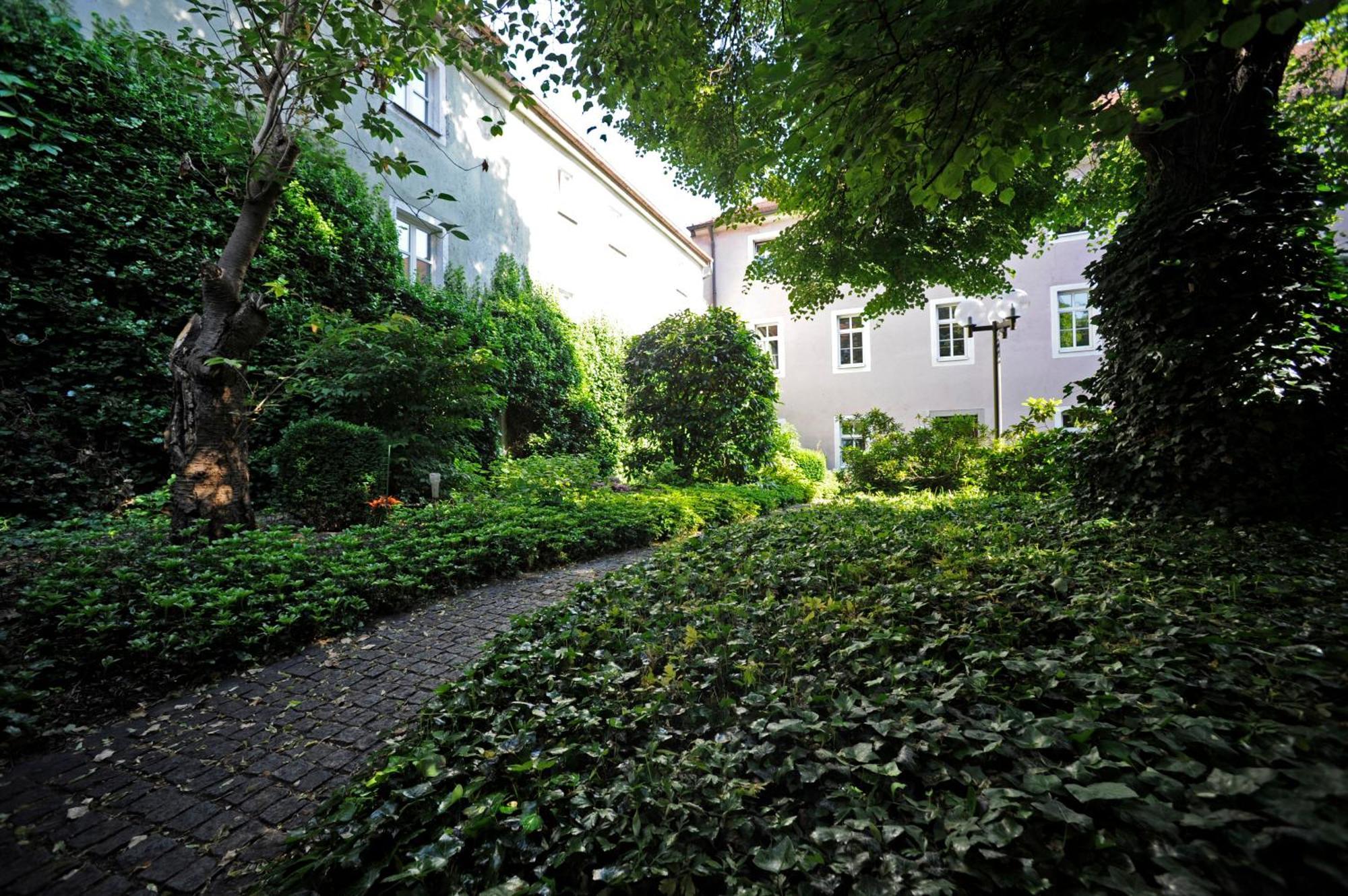 Gaestehaus Der Katholischen Akademie Regensburg